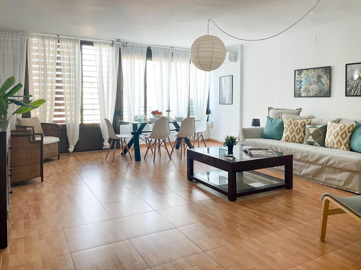 Amplio apartamento en pleno corazón de Alicante Exterior foto
